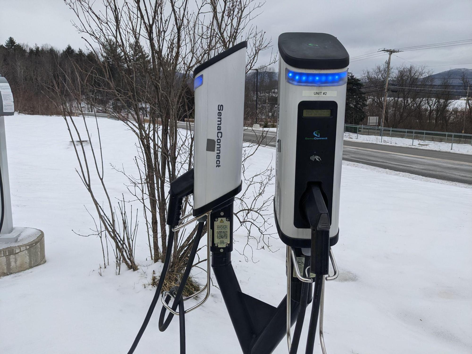 電動(dòng)車時(shí)代來臨：選擇汽車充電樁的重要性