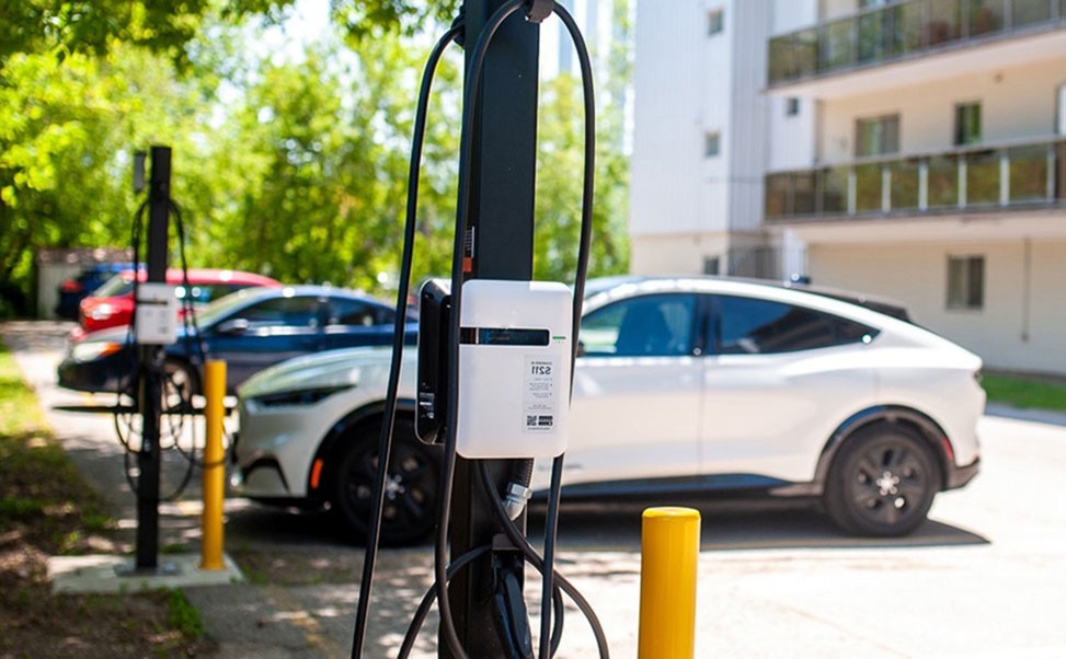 電動汽車充電樁加盟的市場策略與風險評估